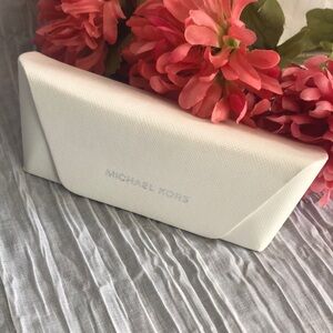 MICHAEL KORS white fold over snap sunglasses eyeglasses designer case